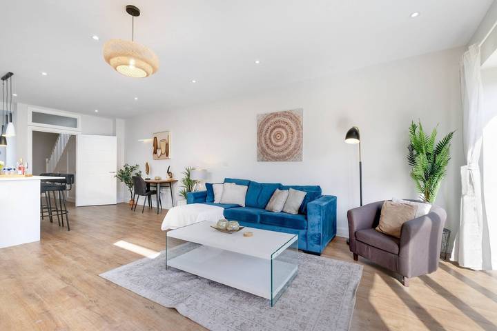 Location de vacances pour 10 personnes, avec jardin et jacuzzi dans Borough londonien de Croydon - 3