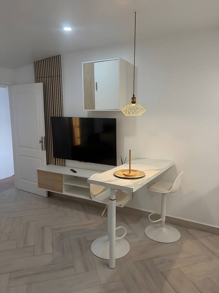 Apartamento entero, Apartamento vacacional 'Tmg El Caleton 2' con vistas al mar, Wi-Fi y aire acondicionado in Fonsalia, Guía de Isora