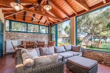 Villa pour 8 Personnes dans Mparmpati, Corfou, Photo 2