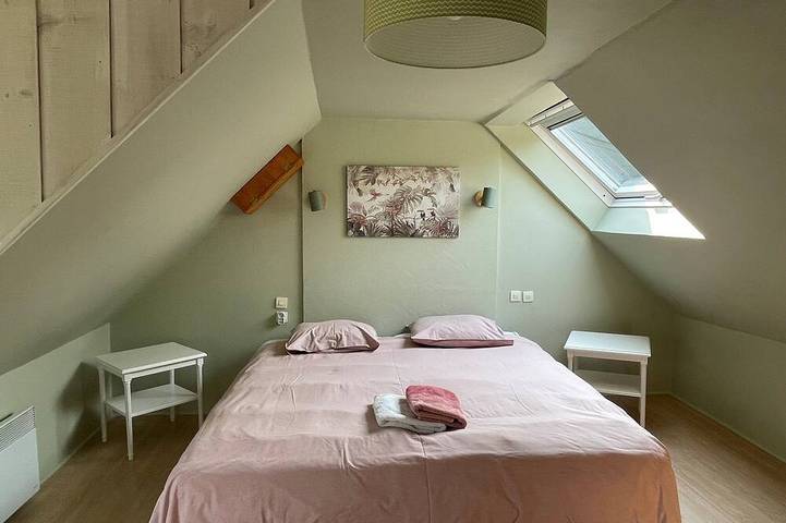 Gîte pour 6 personnes, avec terrasse et jardin, animaux acceptés à Bégard - 4
