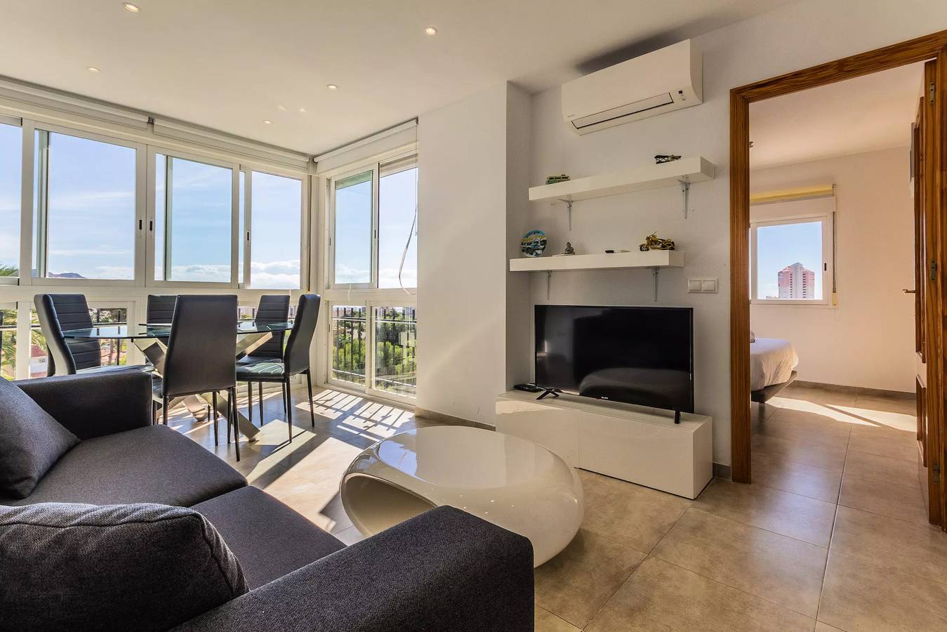 Amazing Benidorm Views 2Br Flat - Pool - Parking in Benidorm, Costa Blanca