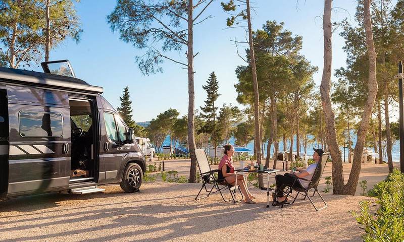 Camping für 9 Personen, mit Pool und Ausblick sowie Sauna und Garten auf Pag - 3