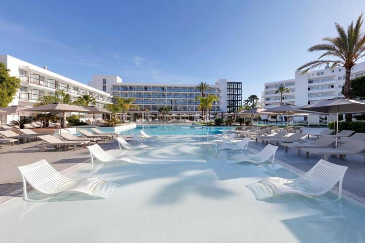Hotel para 2 personas, con piscina y sauna además de vistas y terraza, Se admiten mascotas - 1