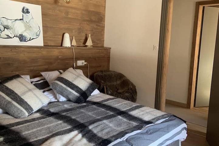 Location de vacances pour 6 personnes, avec balcon et piscine à Orlu - 2