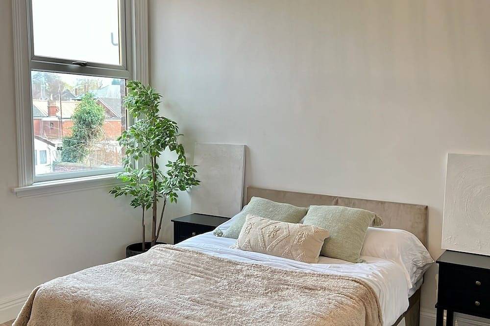 Fayhomes West Midlands Luxury Late 1800 Property in Walsall, Birmingham Area