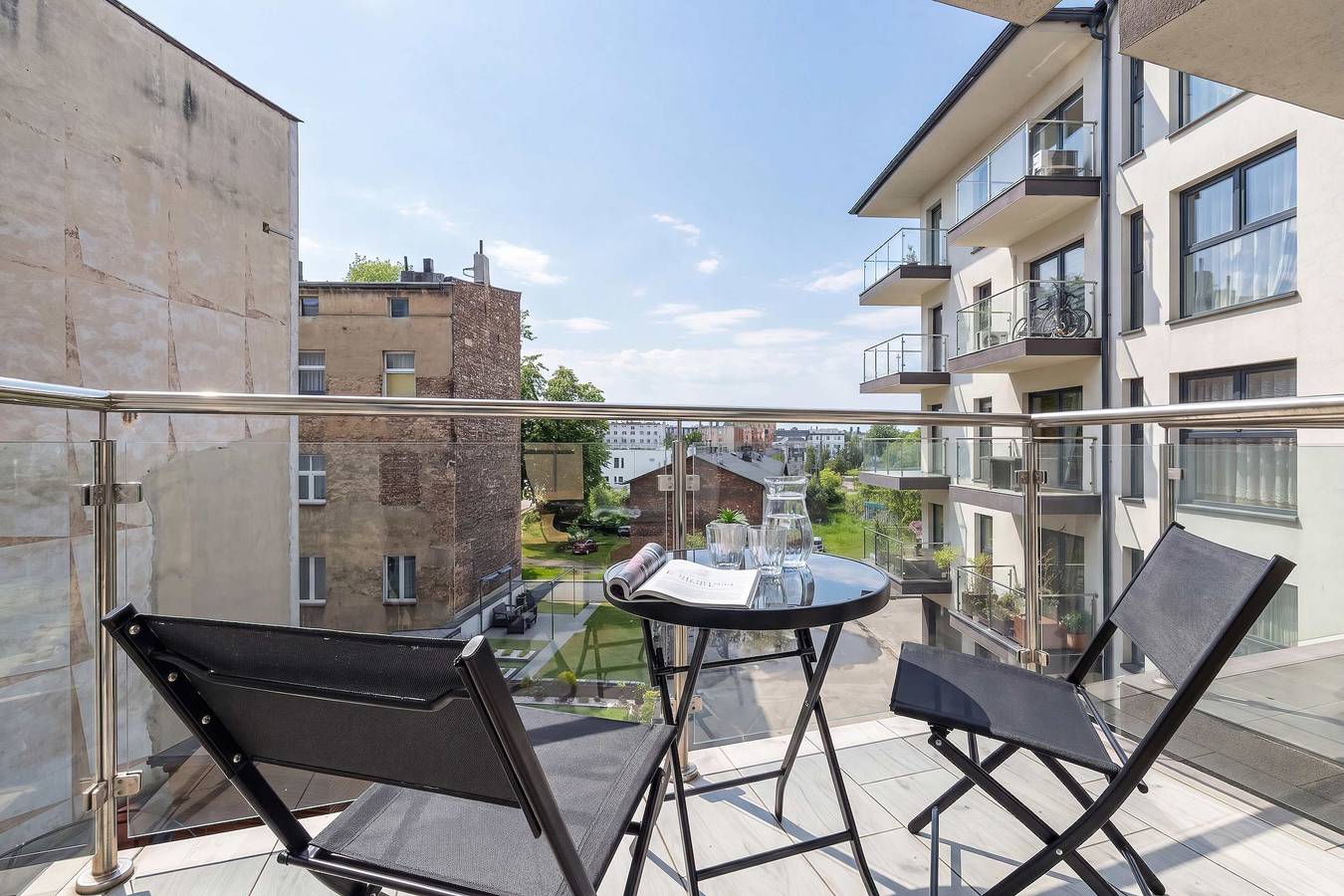 Cały apartament, Beige and Pink Apartment | Balcony | Desk in Sosnowiec, Śląsk