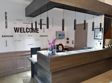 Hôtel pour 3 personnes, avec terrasse et vue à Corbigny