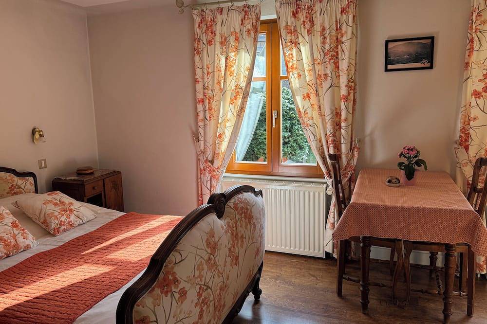 Cottage in a quiet and green ski trails near hiking in Maisonsgoutte, Sélestat-Erstein region