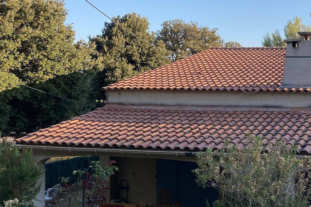 Villa Pour 4 Personnes Avec Jardin pas Loin Dajaccio in Sant'Andrea d'Orcino, Ajaccio e dintorni