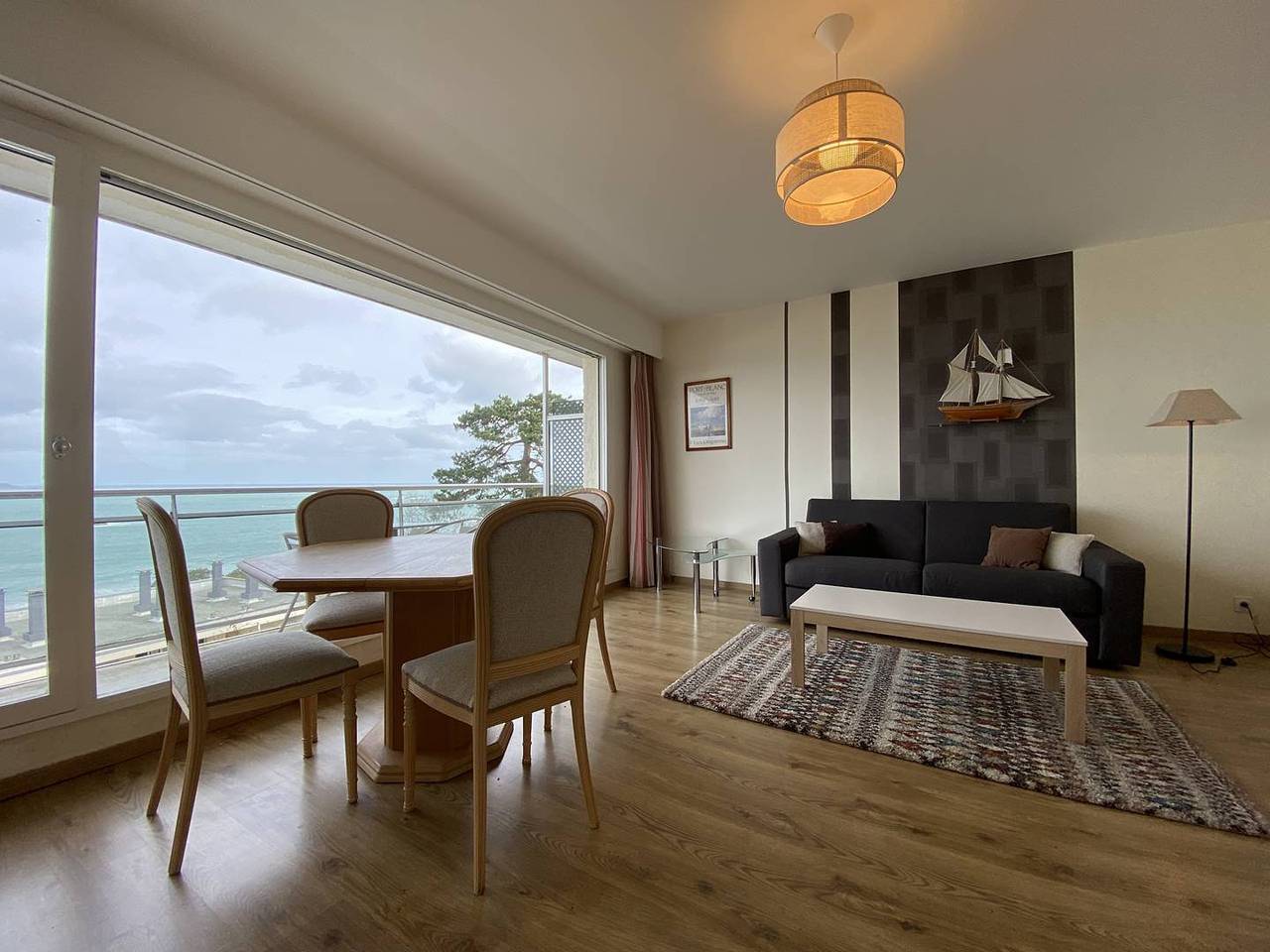 Apartamento entero, Apartamento de vacaciones para 2 personas con balcón in Perros-Guirec, Costa de granito rosa