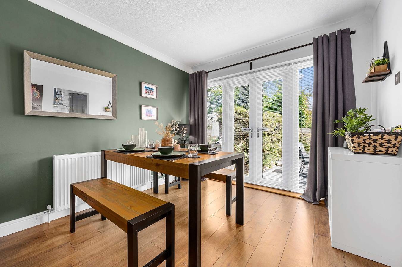 3 Bed Stockport Home by City Superhost in Stockport, Grand Manchester