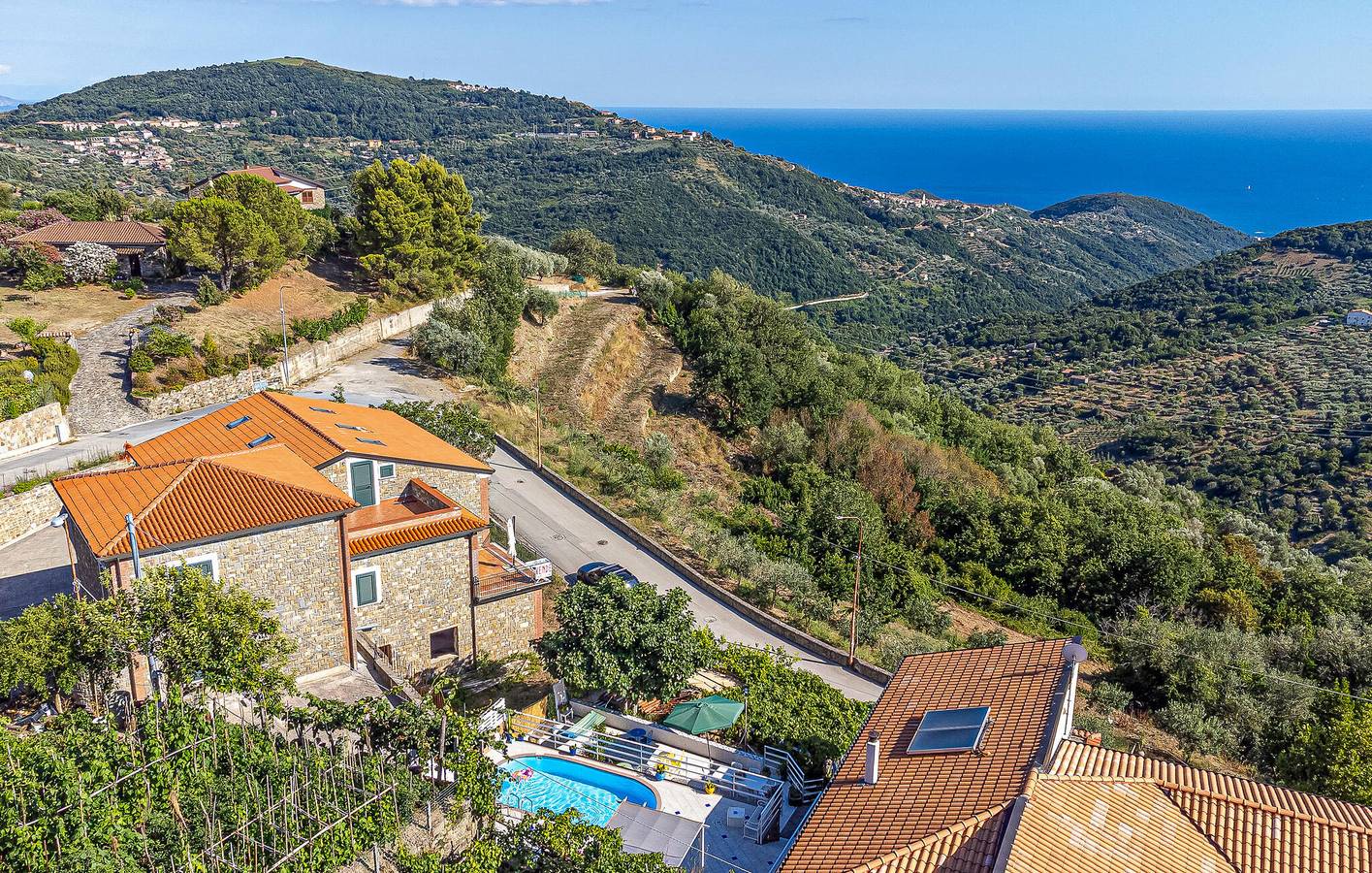 Accogliente appartamento di 140mq con AC, parcheggio, piscina e giardino vicino a San Mauro Cilento in San Mauro Cilento, Cilento