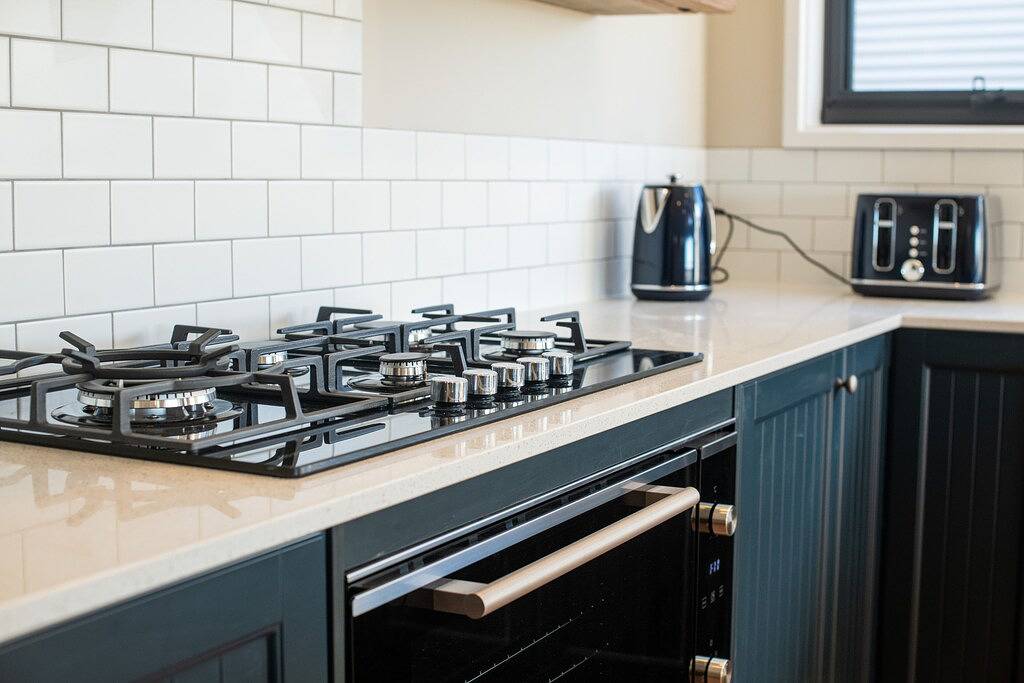 3bed 3bath house with lake views. 10mins from Jindabyne. 30 mins to ski tube in East Jindabyne, New South Wales