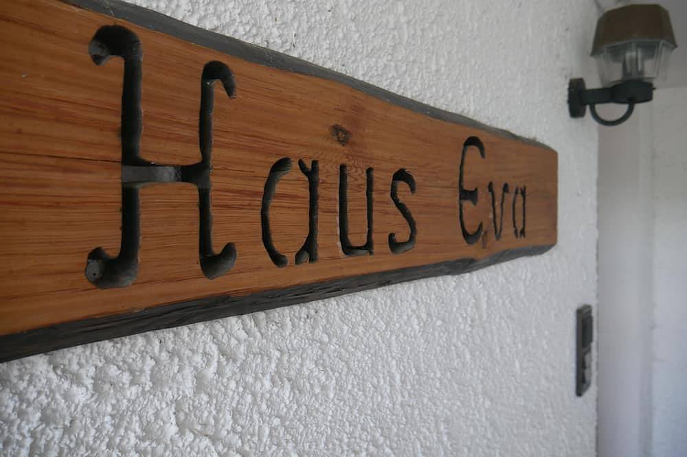 Großes und gepflegtes Ferienhaus am Niedersonthofener See mit Sauna und Terrasse in Waltenhofen, Bayerisch Schwaben