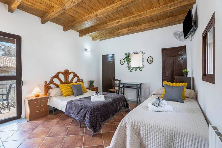 Casa rural para 3 personas, con balcón en Alhama - 2