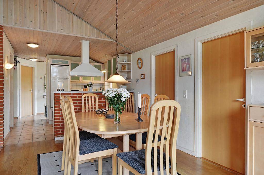 Großes Ferienhaus am Nissum Fjord – Mit 4 Schlafzimmern, 2 Bädern, Sauna und Whirlpool in Ulfborg, Nissum Fjord
