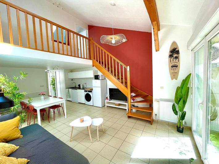 Location de vacances pour 9 personnes, avec Balcon ainsi que Terrasse et Vue à Villeurbanne - 2