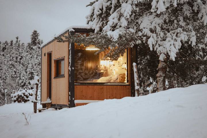 Glamping voor 2 personen, met tuin, kindvriendelijk in de Auvergne
