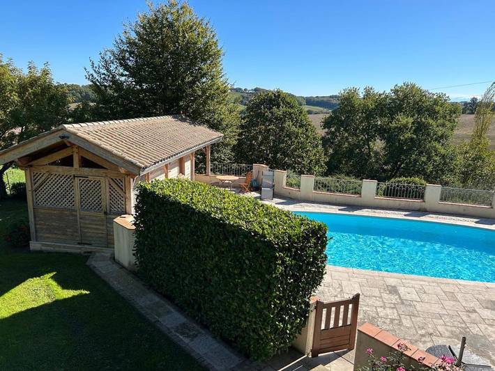 Location de vacances pour 4 personnes, avec Balcon et Terrasse ainsi que Jardin et Piscine à Bassoues - 3