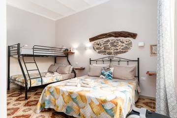Gîte pour 5 personnes, avec jardin dans Dorgali