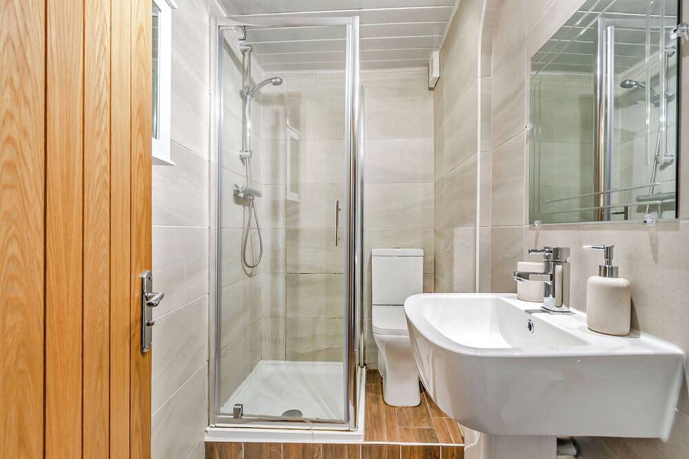 2 bedroom accommodation in Sandsend, near Whitby in Sandsend, North York Moors National Park