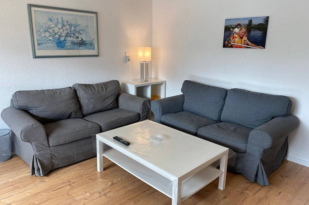 Ganze Wohnung, Große Wohnung 1 - Falkenhagen: Ferienwohnungen und Kanuverleih in Dörpstedt, Eider-Treene-Sorge