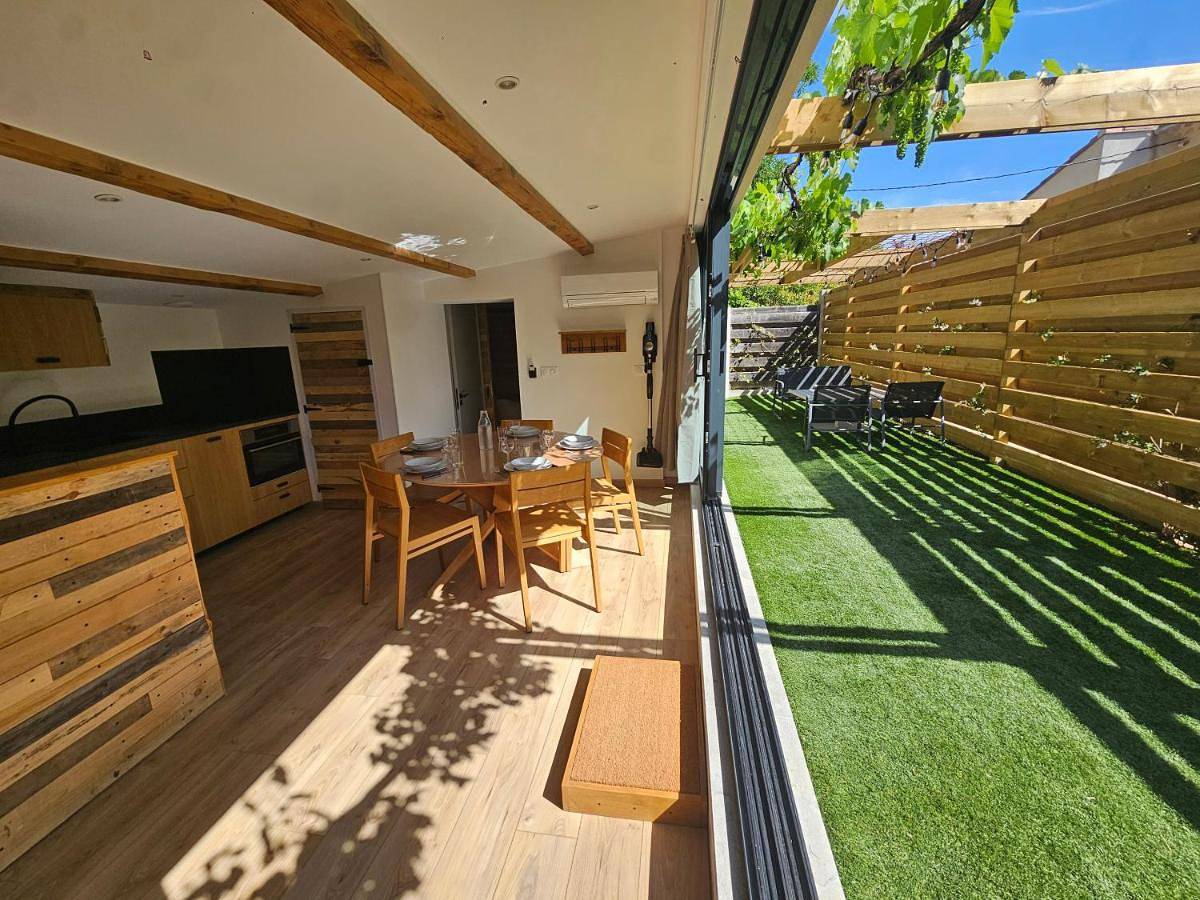 Appartement entier, Le Cocon de Cadelia, 4 à 5 personnes, Sans vis à vis in Cabriès, Côte méditerranéenne (France)