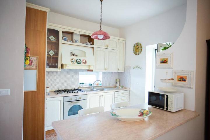 Ferienwohnung für 6 Personen, mit Garten und Ausblick, kinderfreundlich in Santa Maria di Castellabate - 4