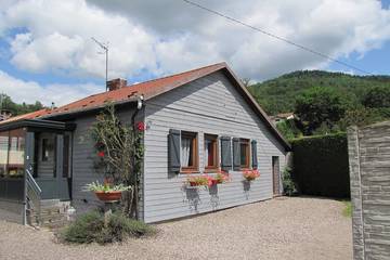 Chalet pour 4 personnes, avec jardin dans les Vosges