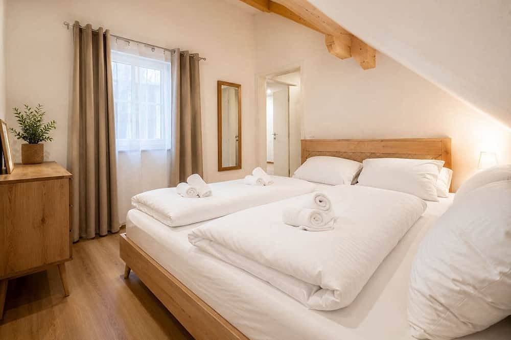 Ganze Wohnung, Liboria Alpenauszeit: Traumhafte Ferienwohnung mit Balkon in Riegsee, Das Blaue Land