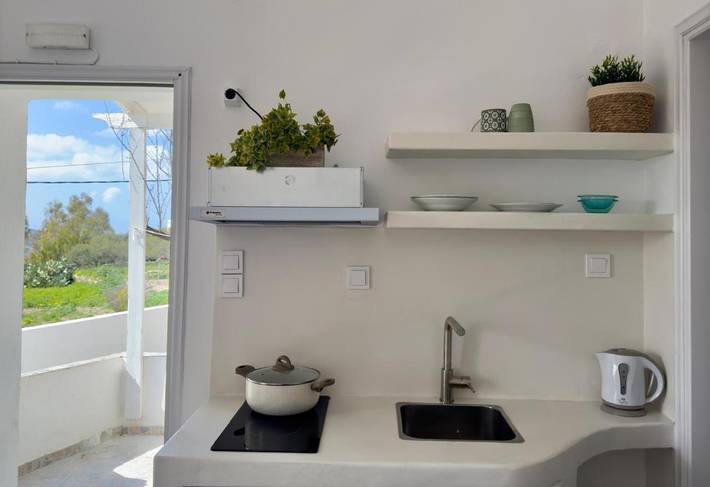 Maison d’hôte pour 2 personnes, avec vue et jardin, animaux acceptés dans Milos - 2