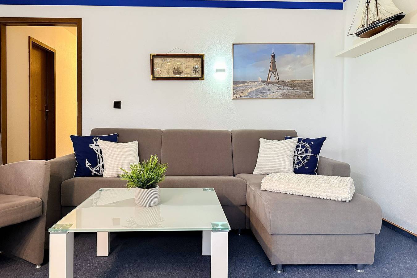 Ganze Wohnung, Ferienwohnung am Duhner Strand mit Balkon, Pool & Sauna, 10 m zum Meer in Duhnen, Cuxhaven