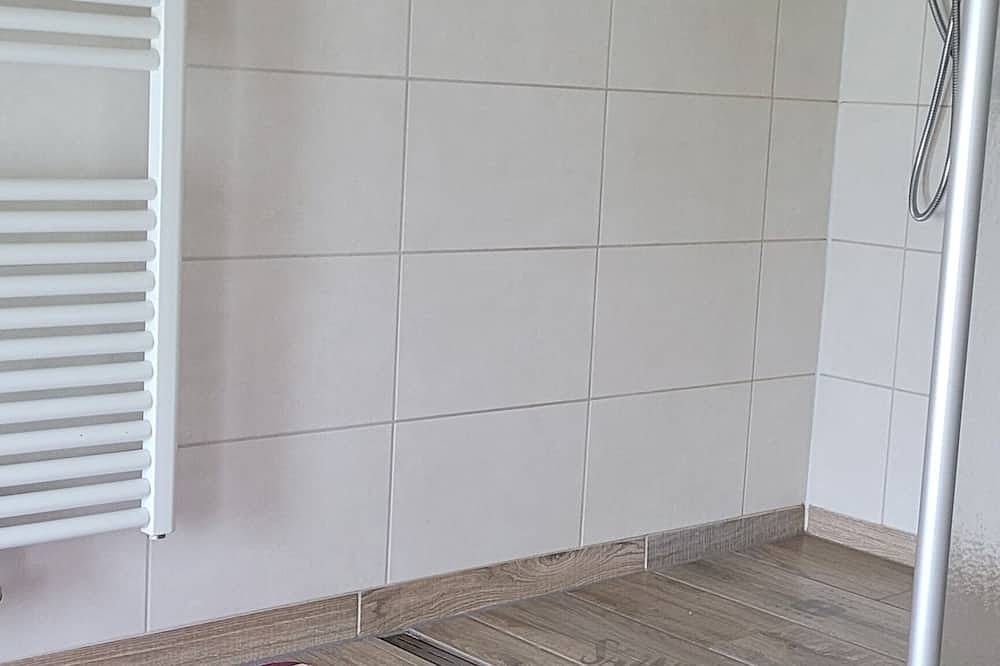 Ganze Wohnung, Gemütliche Ferienwohnung zentral gelegen  Grüne Umgebung in Lieberose, Dahme-Spreewald