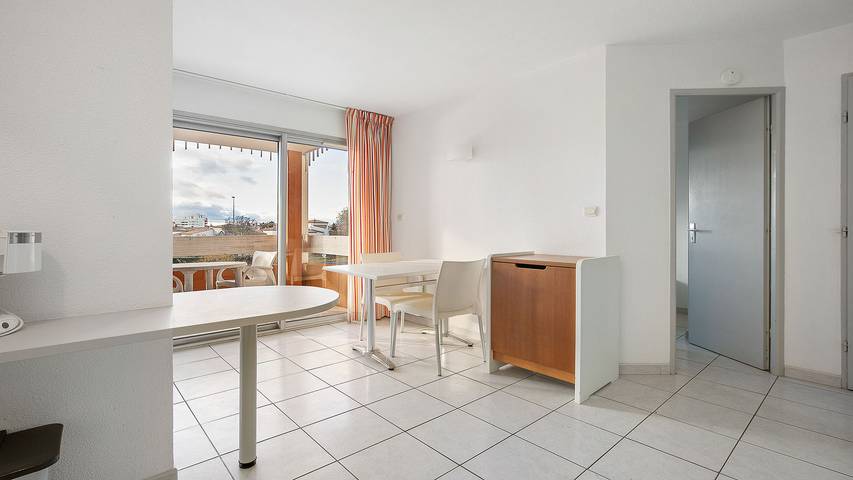 Ferienwohnung für 4 Personen, mit Balkon und Pool in Cap d'Agde