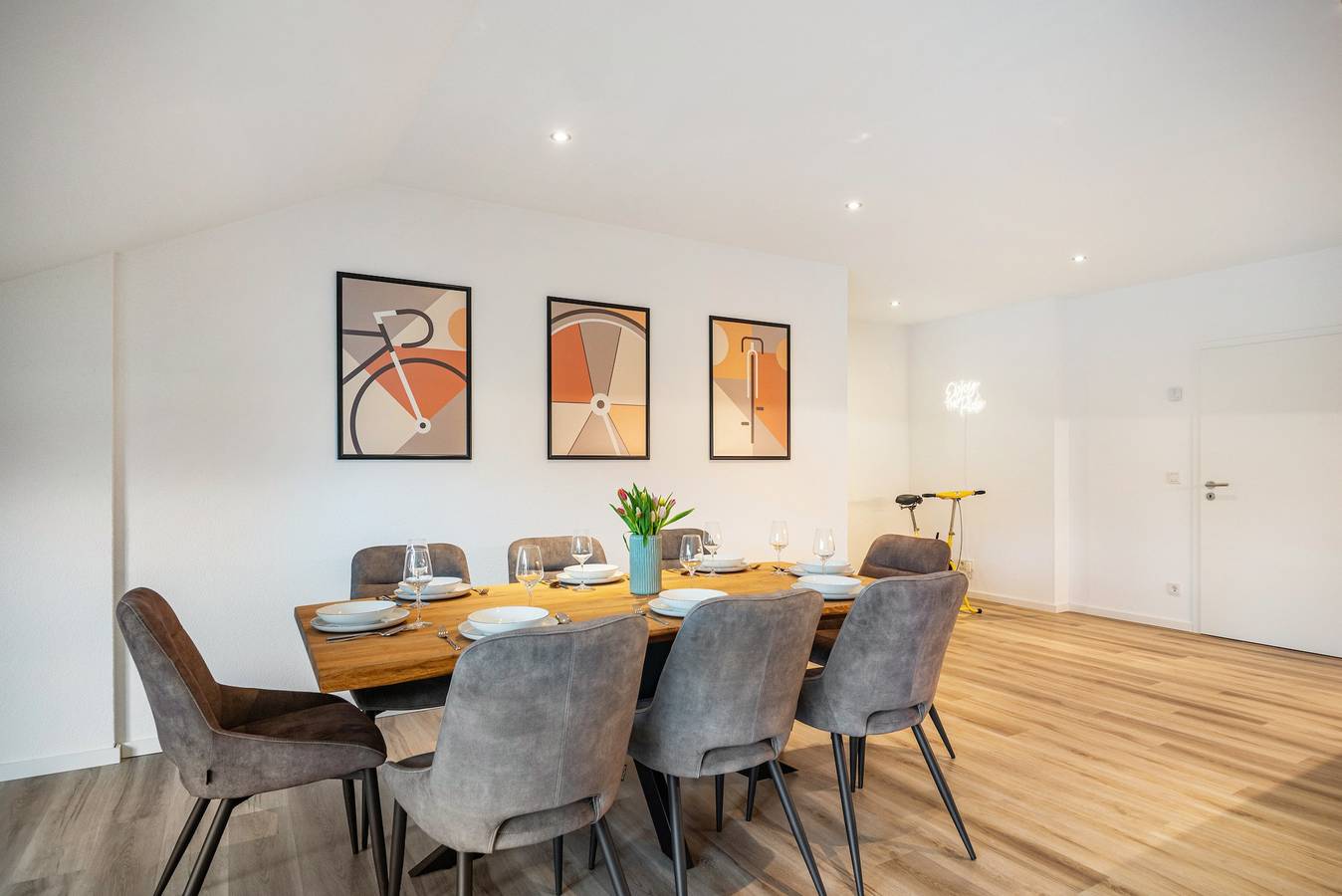 Ganze Wohnung, Apartment 'Moselbude Kröv' mit Moselblick, Sauna, Terrasse, E-Bikes inklusive, Grill in Kröv, Bernkastel-Kues & Umgebung