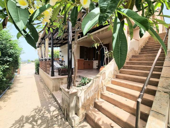 Gîte pour 4 personnes, avec terrasse à Campofelice di Roccella - 4