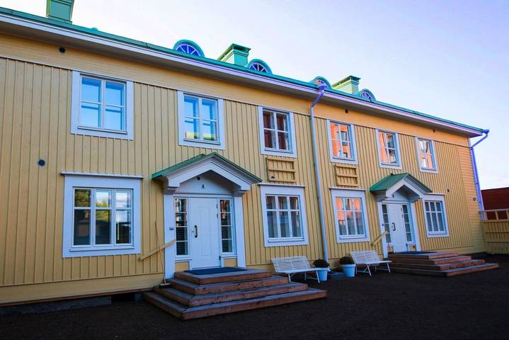 Appartement de vacances pour 4 personnes, avec vue et jardin