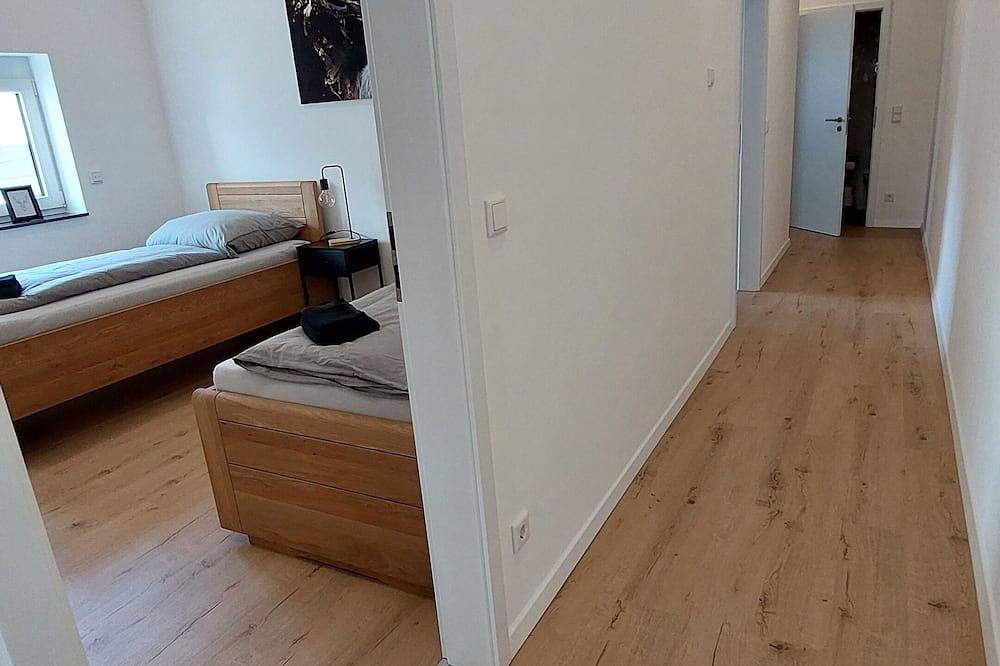 Ganze Wohnung, 3 neue! Ferienwohnungen mit 2 Schlafzimmer und Platz für bis zu 5 Personen in Mörlenbach, Bergstraße
