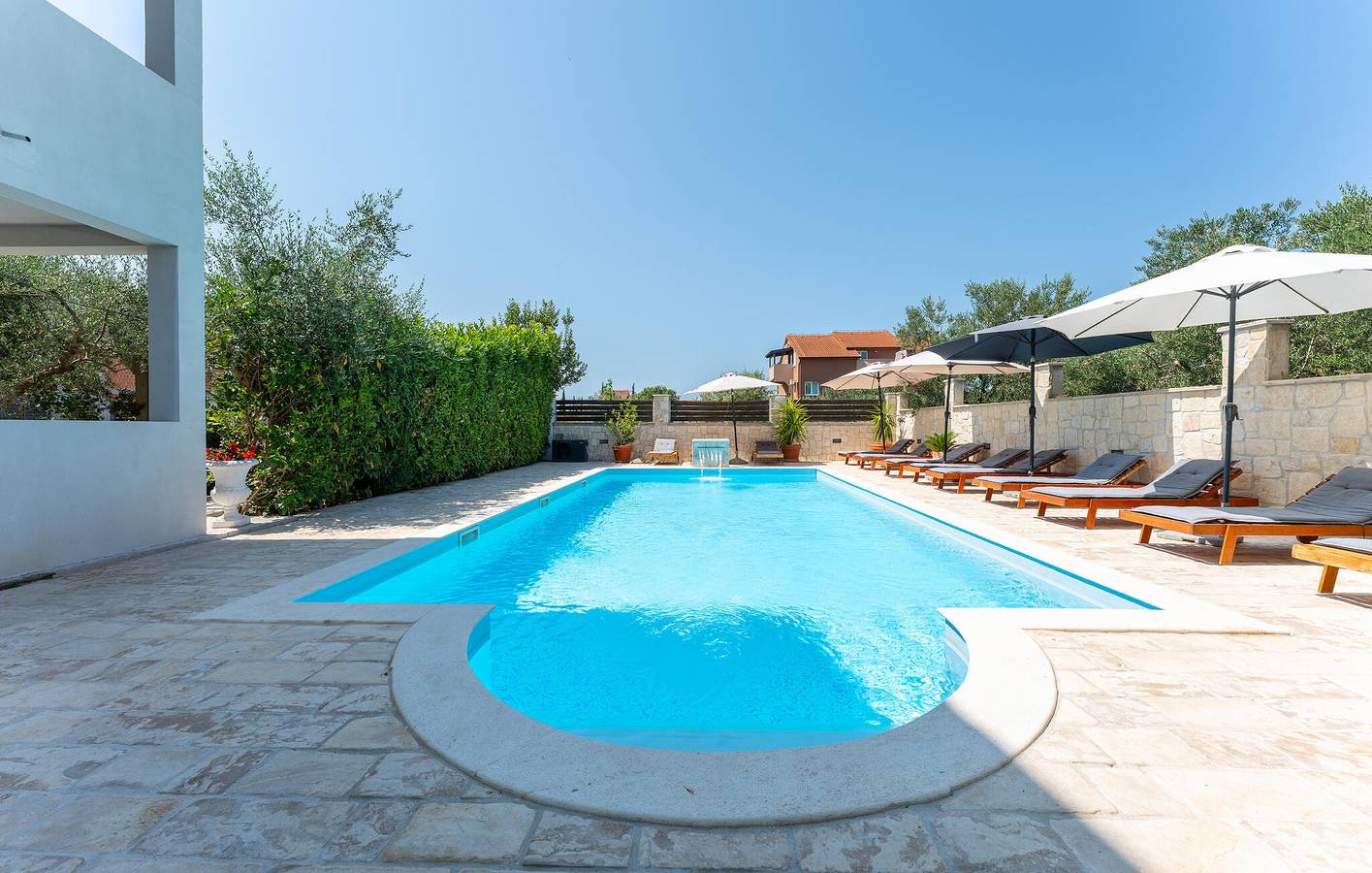 Entire holiday apartment, Holiday apartment for 4 people with pool in Pakostane, Zadar