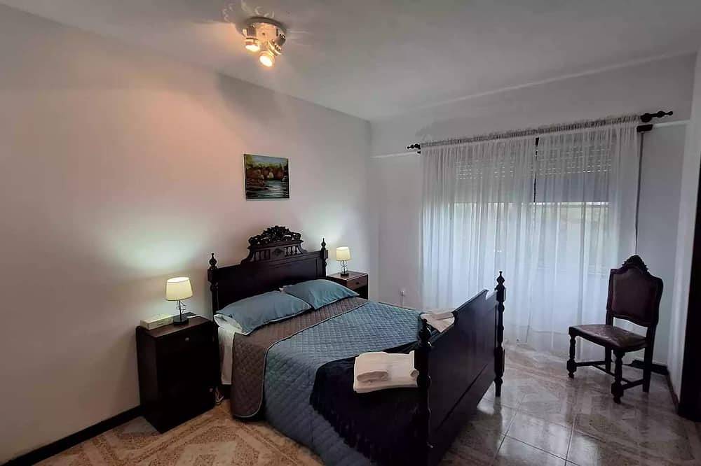 Apartamento entero, Cantinho das Japoneiras in Velas, São Jorge