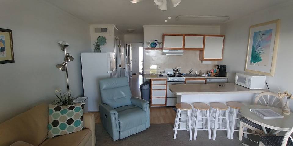 Vacation apartment for 4 people, with pool and balcony in South Carolina