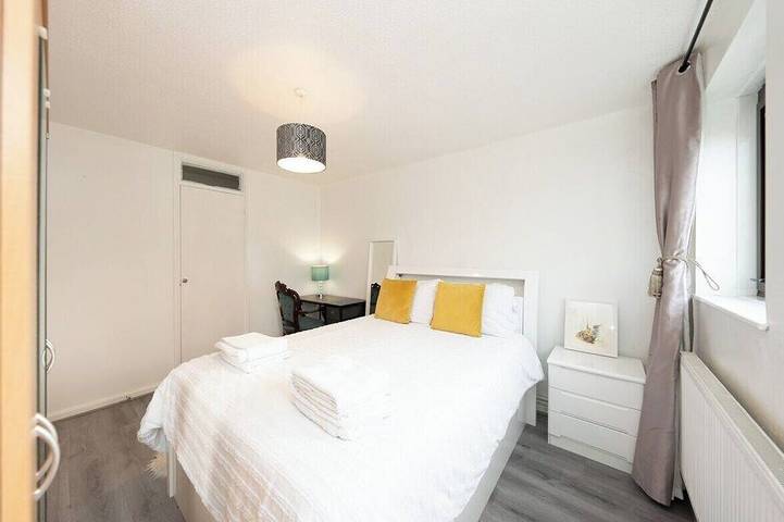 Ganze Wohnung, Apartment | Wanstead | 1 Bedroom | Save Big in Redbridge, London