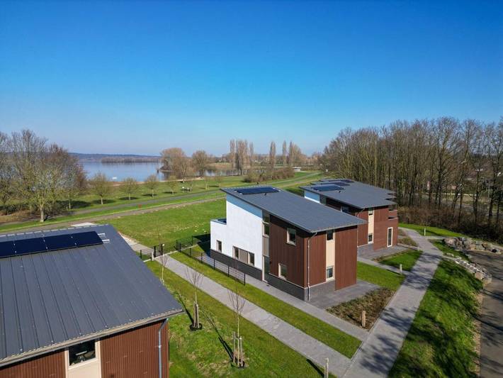 Vakantiepark voor 6 personen, with Balkon and Terras as well as Uitzicht op het meer and Uitzicht in het Nationaal Park Veluwezoom