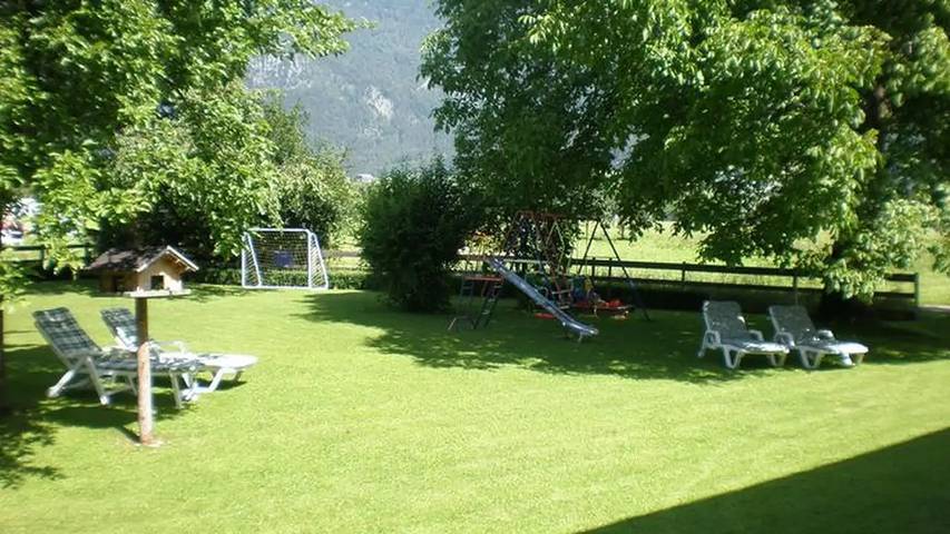 Ferienwohnung für 4 Personen, mit Garten und Sauna am Wolfgangsee - 3