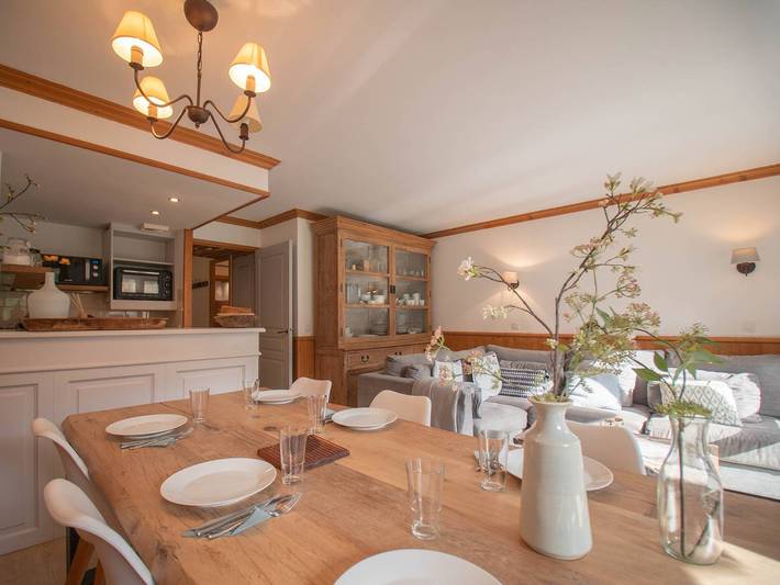 Apartamento entero, Dúplex renovado de 4 habitaciones, 6 pers., 2 balcones, guardaesquís, limpieza incluida in Valmorel, Les Avanchers-Valmorel