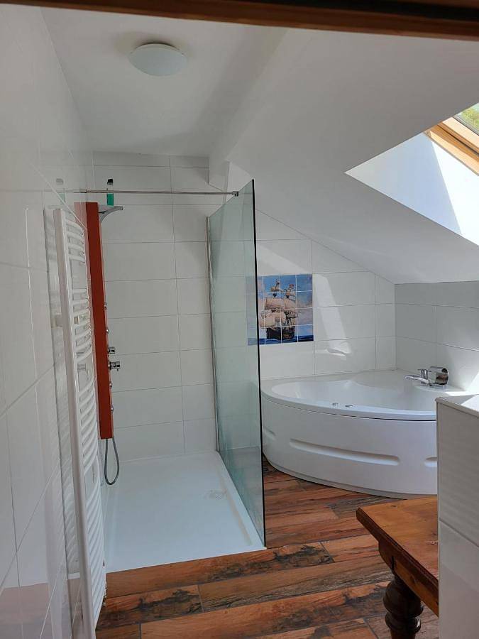 Ganze Wohnung, One-Bedroom Apartment in Mittelhof, Altenkirchen & Umgebung