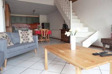 Gîte pour 8 personnes, avec vue à Les Fourgs