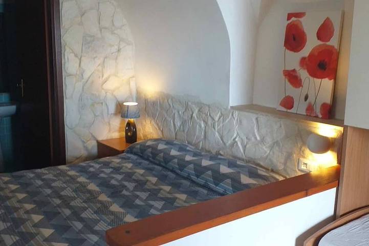 Studio apartment, sea front, terrace, floor 1 (Poppy) in Anzio, Rome Province