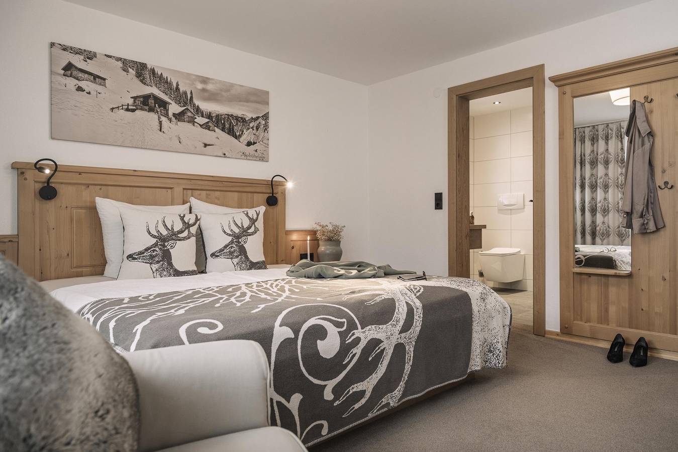Ganze Ferienwohnung, Gästehaus Restaurant Wiesenheim in Uderns, Ski-Optimal Hochzillertal