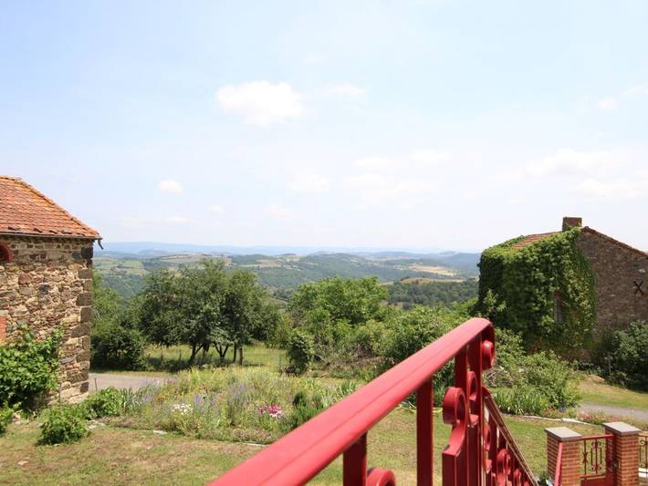 Gîte pour 6 personnes, avec Jardin à Saint-Just-près-Brioude - 2
